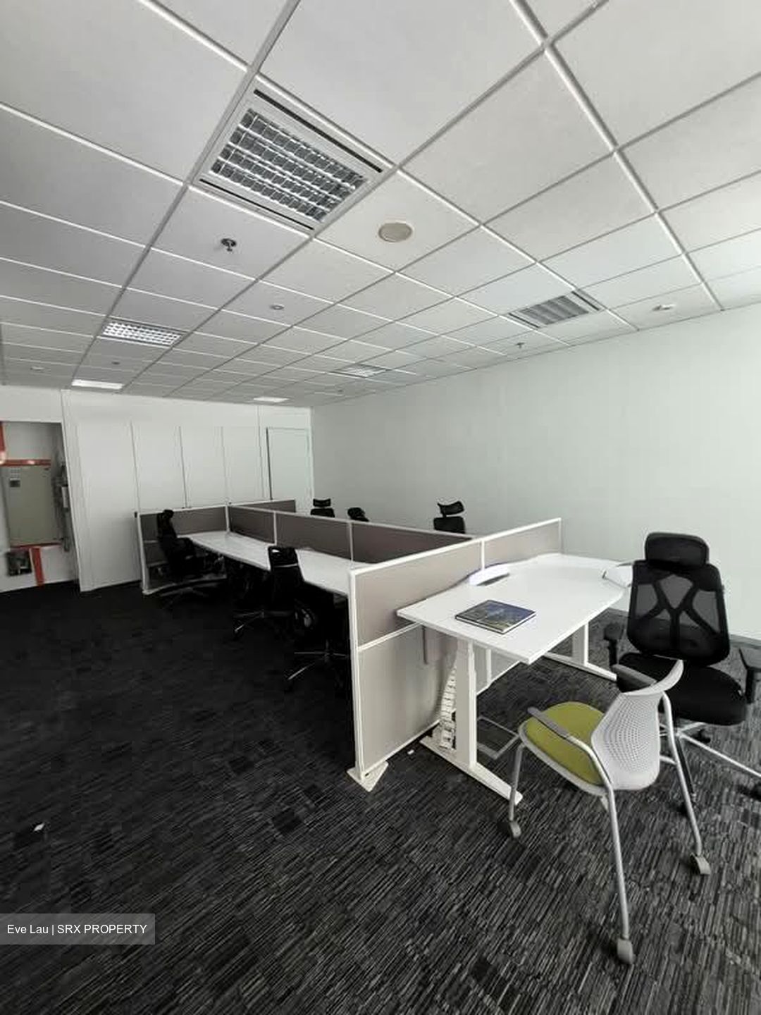 Ocean Financial Centre (D1), Office #582272351